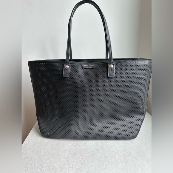 Henri Bendel Perforated Saffiano Tote NWOT - Picture 3 of 10